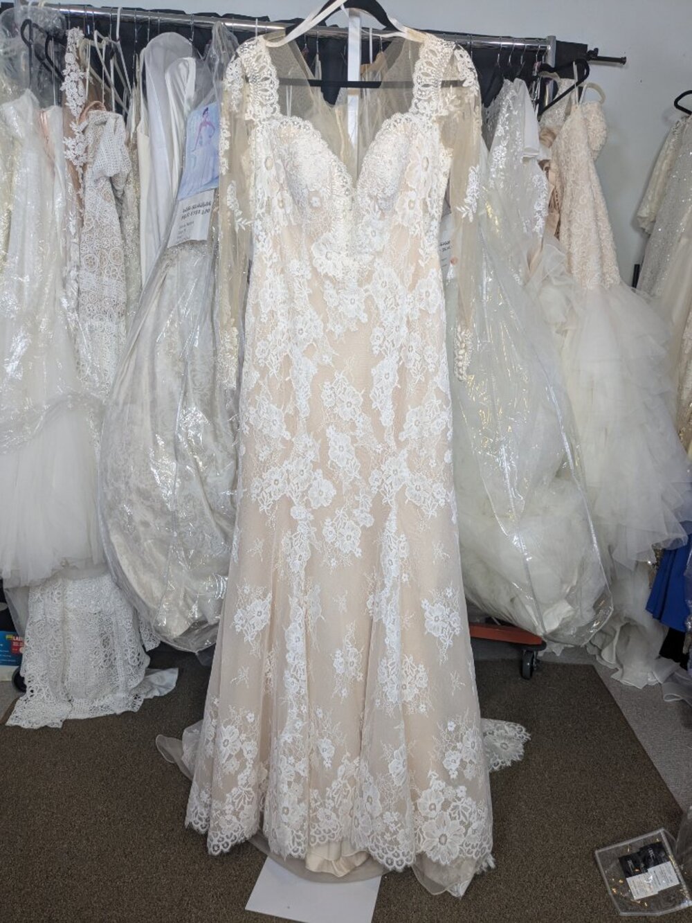 NWOT Allure Bridal Wedding Dress – Size 14 – Champagne/Gold/Nude/Ivory – Sample - Picture 5 of 10